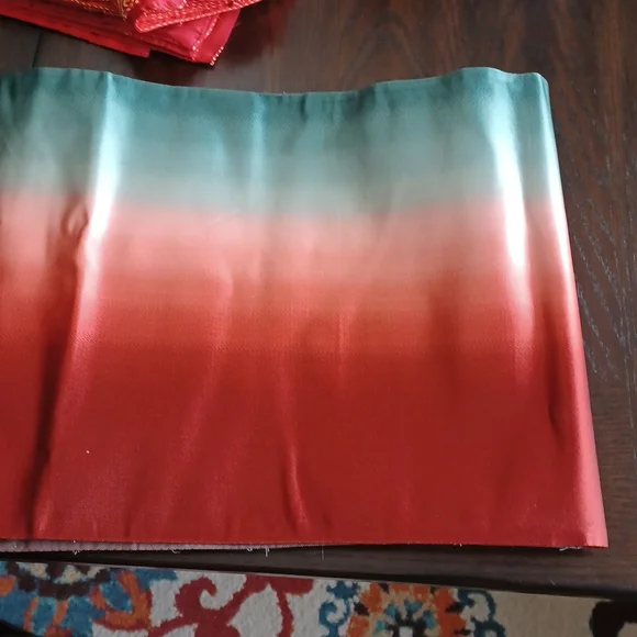 Japanese Table Runner - Picture 2 of 4